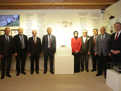 Bakan Yardımcısı Nadir Alpaslan, Kenan Yavuz Etnografya Müzesini Ziyaret Etti
